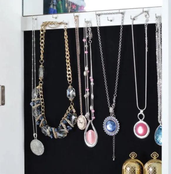 Rotating Jewelry Mirror